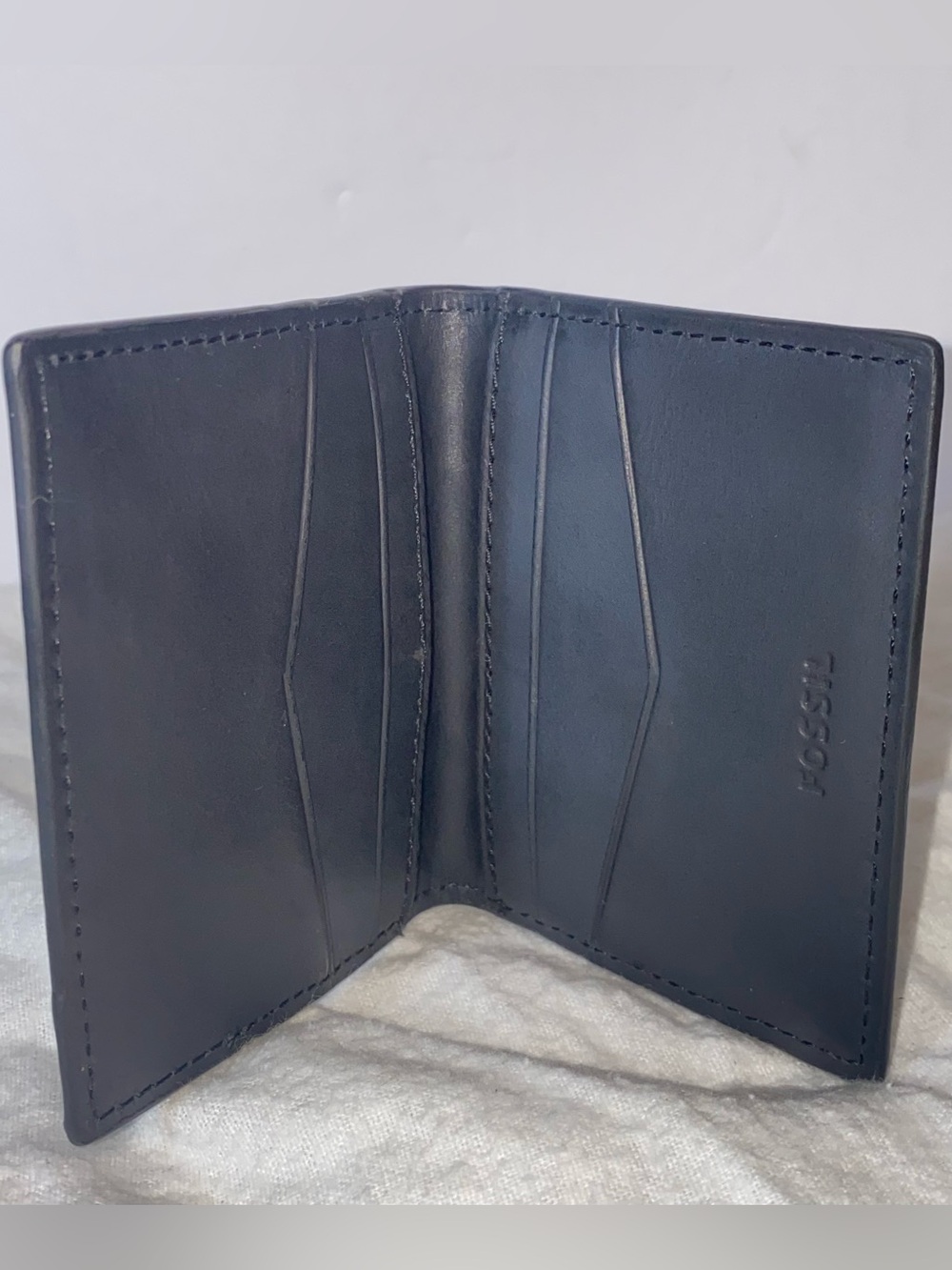 Fossil Men's Navy Leather Bifold Card Holder